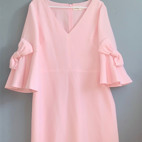 Dress - Picture 4 of 5